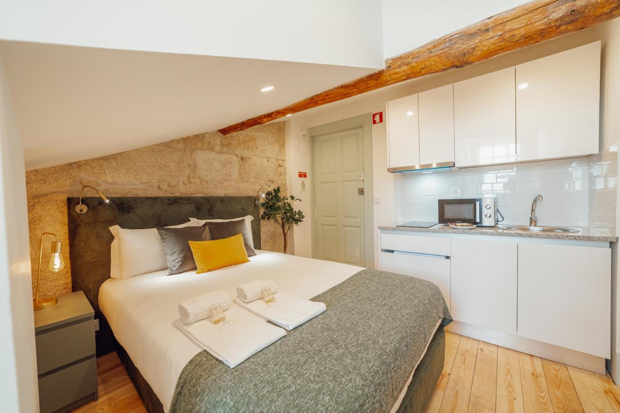 Downtown Suites By Vacationy Porto Exterior photo